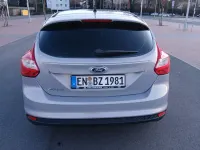 Gebraucht Ford Focus 2011 Grau Limousine