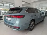Gebraucht VW Passat Business 150 PS (110 kW) 2025 Grün Kombi
