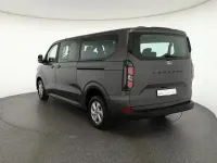 Gebraucht Ford Tourneo 136 PS (100 kW) 2025 Magneticgraumet. Van / Kleinbus