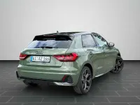 Gebraucht Audi A1 150 PS (110 kW) 2026 Distriktgrün metallic SUV
