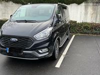 Gebraucht Ford Tourneo 170 PS (125 kW) 2023 Schwarz Van / Kleinbus