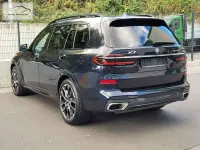 Gebraucht BMW X7 Sport Line 381 PS (280 kW) 2023 Tansanitblau meta (metallic) SUV