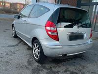 Gebraucht Mercedes A170 115 PS (84 kW) 2005 Silber Kleinwagen
