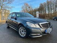 Gebraucht Mercedes E200 136 PS (100 kW) 2010 Grau Limousine