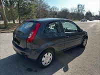 Gebraucht Ford Fiesta 60 PS (44 kW) 2007 Grau Kleinwagen