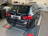 Gebraucht BMW 320 Advantage 190 PS (139 kW) 2017 Schwarz uni Kombi