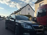 Gebraucht Skoda Octavia 160 PS (117 kW) 2011 Schwarz Kombi