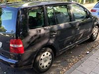 Gebraucht VW Touran Highline 116 PS (85 kW) 2004 Schwarz Van / Kleinbus