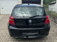Gebraucht BMW 116 122 PS (89 kW) 2011 Schwarz Kleinwagen