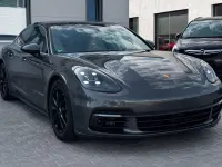 Gebraucht Porsche Panamera 4S 441 PS (324 kW) 2018 Grau Kleinwagen