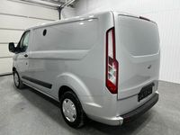 Gebraucht Ford 300 131 PS (96 kW) 2020 Polarsilber (pnzjb0) (metallic) Van