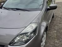 Gebraucht Renault Clio III 101 PS (74 kW) 2009 Grau Limousine