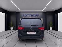 Gebraucht VW Touran Active 150 PS (110 kW) 2022 Grau Van / Kleinbus