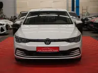 Gebraucht VW Golf VIII Life 150 PS (110 kW) 2024 Weiß Limousine