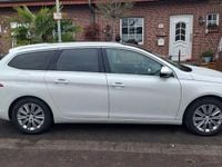 Gebraucht Peugeot 308 Allure 131 PS (96 kW) 2018 Weiß Kombi
