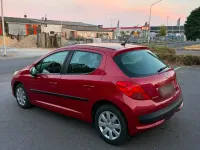 Gebraucht Peugeot 207 88 PS (64 kW) 2006 Rot Kleinwagen