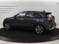 Gebraucht Kia Niro 141 PS (103 kW) 2017 Grau SUV