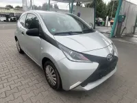 Gebraucht Toyota Aygo 69 PS (50 kW) 2017 Silber Kleinwagen