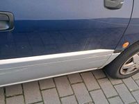 Gebraucht Mitsubishi Space Runner 136 PS (100 kW) 1999 Blau Van / Kleinbus