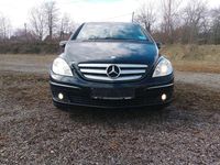 Gebraucht Mercedes B200 136 PS (100 kW) 2008 Schwarz Van / Kleinbus