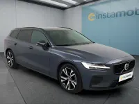 Gebraucht Volvo V60 197 PS (144 kW) 2025 Blau Kombi