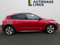 Gebraucht Ford Focus Active X 155 PS (114 kW) 2020 Farbe: rot Limousine
