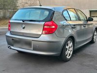 Gebraucht BMW 116 122 PS (89 kW) 2011 Grau Kleinwagen