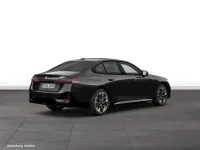 Gebraucht BMW 540 286 PS (210 kW) 2025 Schwarz Limousine