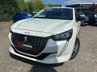 Gebraucht Peugeot 208 Active 75 PS (55 kW) 2022 Weiß (metallic) Kleinwagen