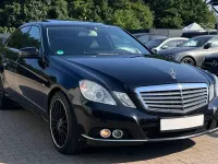 Gebraucht Mercedes E250 Elegance 204 PS (150 kW) 2011 Schwarz Limousine