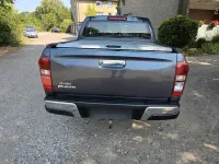 Gebraucht Isuzu D-Max 163 PS (119 kW) 2017 Grau Pickup
