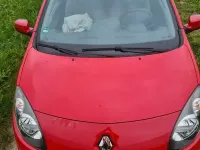 Używany Renault Twingo 75 KM (55 kW) 2010 Czerwony Hatchback