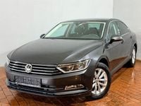 Gebraucht VW Passat 150 PS (110 kW) 2019 Grau Limousine