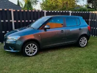 Gebraucht Skoda Fabia Ambition 86 PS (63 kW) 2014 Grau Limousine