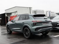Gebraucht Audi Q3 Ambiente 272 PS (200 kW) 2025 Salbeigrün metallic SUV