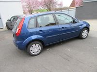 Gebraucht Ford Fiesta 69 PS (50 kW) 2008 Blau Kleinwagen