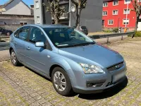 Gebraucht Ford Focus 100 PS (73 kW) 2006 Blau Limousine