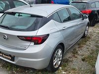 Gebraucht Opel Astra Edition 105 PS (77 kW) 2015 Silber Limousine