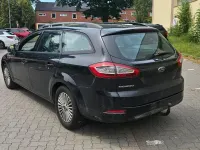 Gebraucht Ford Mondeo 120 PS (88 kW) 2012 Schwarz Kombi