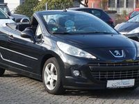 Gebraucht Peugeot 207 Active 120 PS (88 kW) 2015 Schwarz obsidien/metallic Cabrio