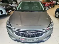 Gebraucht Opel Astra Innovation 136 PS (100 kW) 2019 Grau Kombi