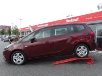 Gebraucht Opel Zafira Active 140 PS (102 kW) 2019 Rot Van / Kleinbus
