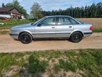 Gebraucht Audi 80 90 PS (66 kW) 1992 Silber Limousine