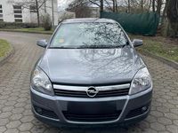 Gebraucht Opel Astra 101 PS (74 kW) 2006 Grau Limousine
