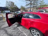 Gebraucht Volvo V40 120 PS (88 kW) 2016 Rot Kombi