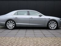 Begagnad Bentley Flying Spur 625 HK (459 kW) 2016 Grå Sedan