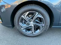 Gebraucht Hyundai i30 Select 120 PS (88 kW) 2023 Grau Limousine