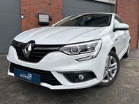 Gebraucht Renault Mégane IV Play 132 PS (97 kW) 2017 Weiß Limousine