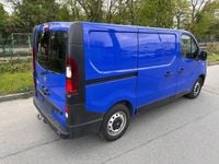 Second-hand Opel Vivaro 95 CP (69 kW) 2018 Albastru Monovolum