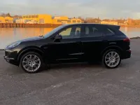 Second-hand Porsche Cayenne 262 CP (192 kW) 2016 Negru SUV